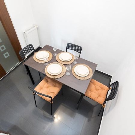 Modern & Spacious Apartment - Prime Location Near Bucharest'S Old Town エクステリア 写真