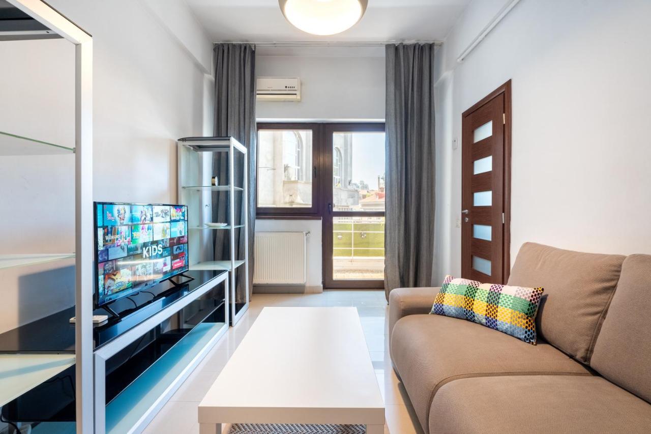 Modern & Spacious Apartment - Prime Location Near Bucharest'S Old Town エクステリア 写真